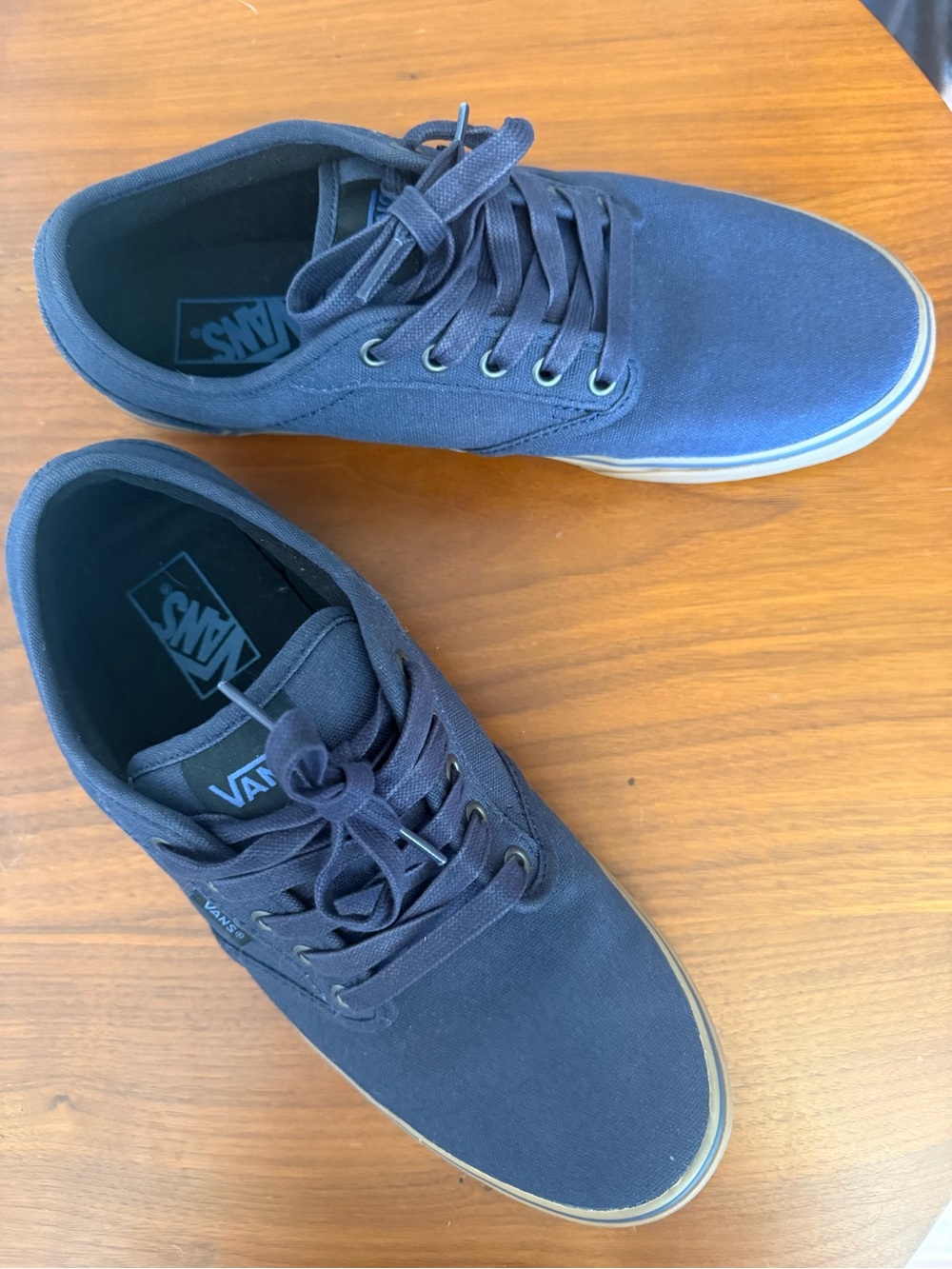 Vans Men's Low-Top Canvas Sneakers in Navy Blue with Gum Sole